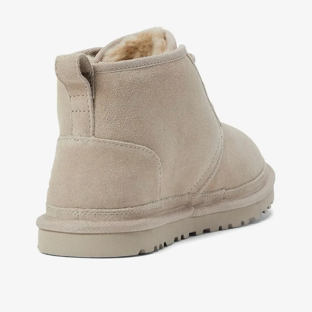 UGG Neumel Men’s size 10 NWOT